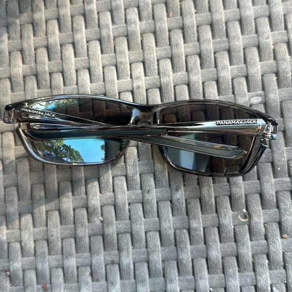 Panama Jack - Picture 2 of 4